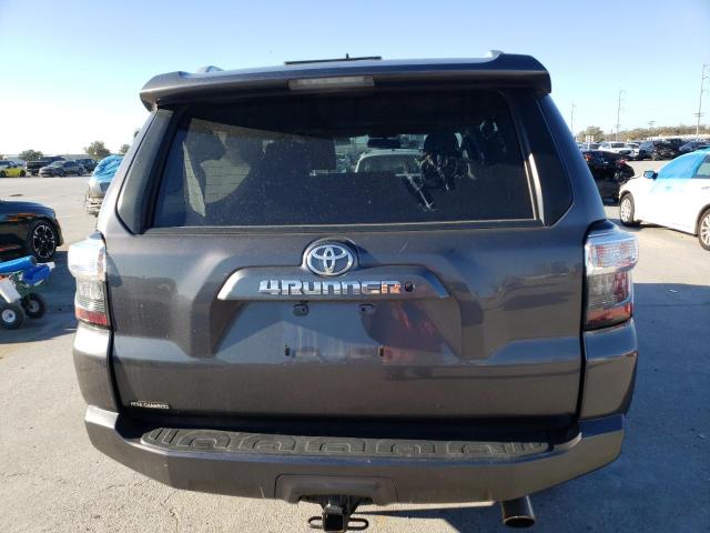 JTEBU5JR5F5261929 - 2015 TOYOTA 4RUNNER SR5 GRAY photo 6