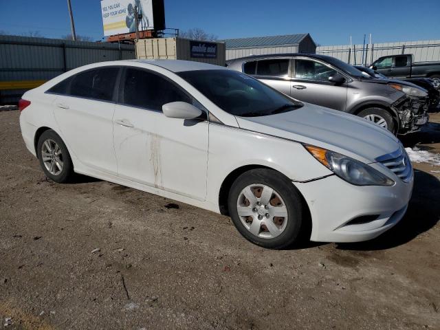 5NPEB4AC2CH497785 - 2012 HYUNDAI SONATA GLS WHITE photo 4