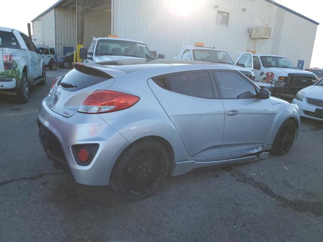 KMHTC6AE8GU302572 - 2016 HYUNDAI VELOSTER TURBO SILVER photo 3