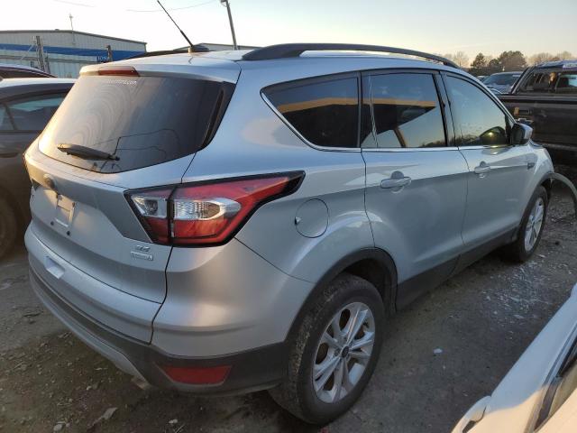 1FMCU0GD0HUD51520 - 2017 FORD ESCAPE SE SILVER photo 3