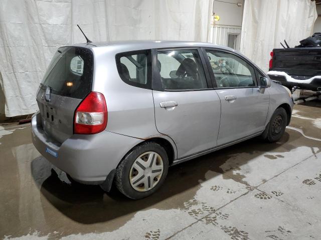 JHMGD38468S018450 - 2008 HONDA FIT SILVER photo 3