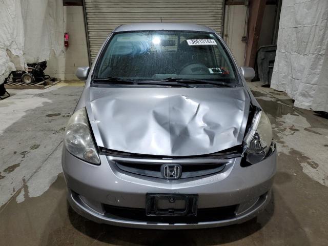 JHMGD38468S018450 - 2008 HONDA FIT SILVER photo 5