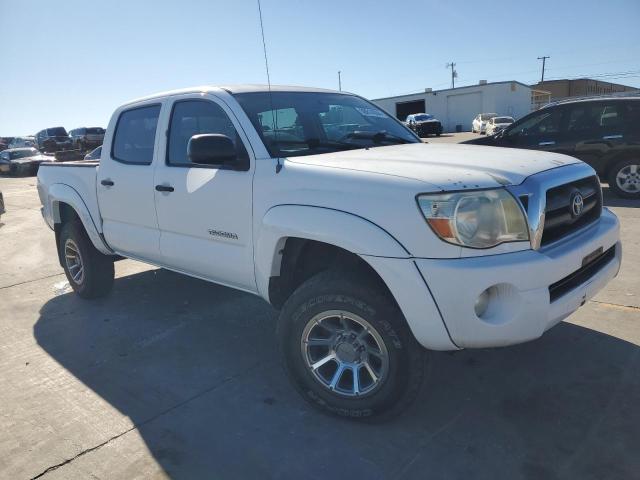 3TMJU62N08M055481 - 2008 TOYOTA TACOMA DOUBLE CAB PRERUNNER WHITE photo 4
