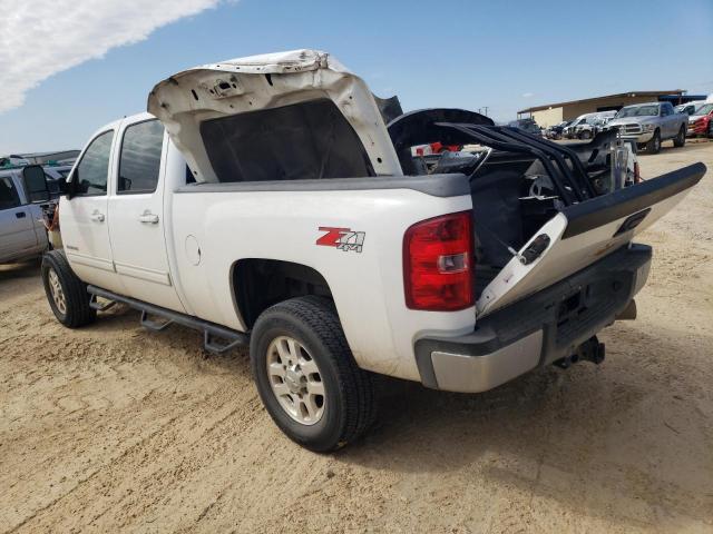 1GC1KYE82DF240326 - 2013 CHEVROLET SILVERADO K2500 HEAVY DUTY LTZ WHITE photo 2