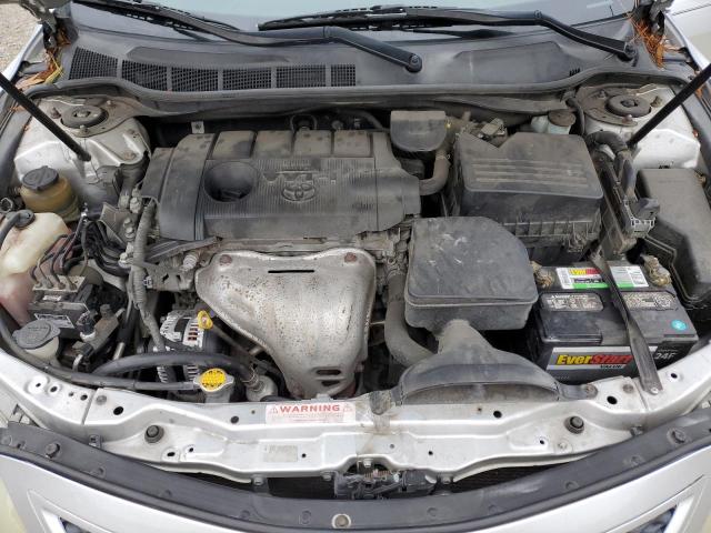 4T1BF3EK8AU107273 - 2010 TOYOTA CAMRY BASE SILVER photo 11