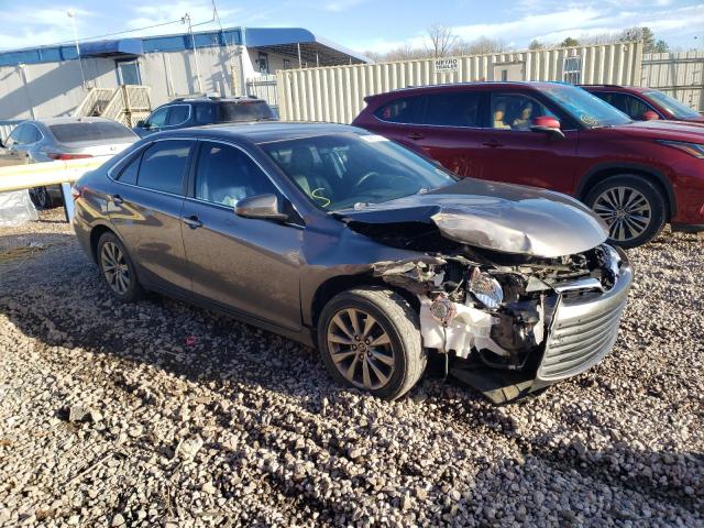 4T4BF1FK6GR549521 - 2016 TOYOTA CAMRY LE GRAY photo 4