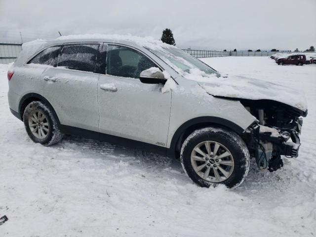 5XYPGDA39KG461687 - 2019 KIA SORENTO L SILVER photo 4