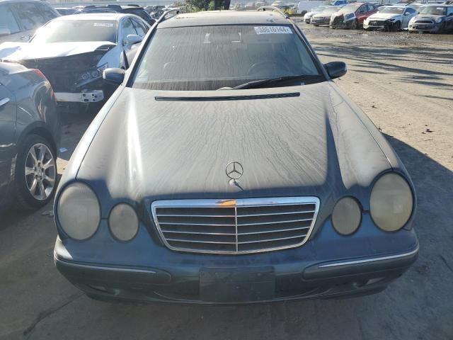 WDBJH65JX1B353318 - 2001 MERCEDES-BENZ E 320 BLUE photo 5