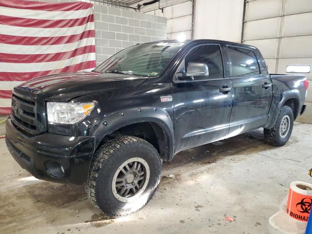 2013 TOYOTA TUNDRA CREWMAX SR5, 