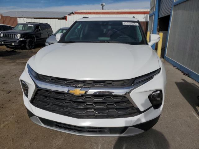 3GNKBDRS9PS182385 - 2023 CHEVROLET BLAZER 3LT WHITE photo 5