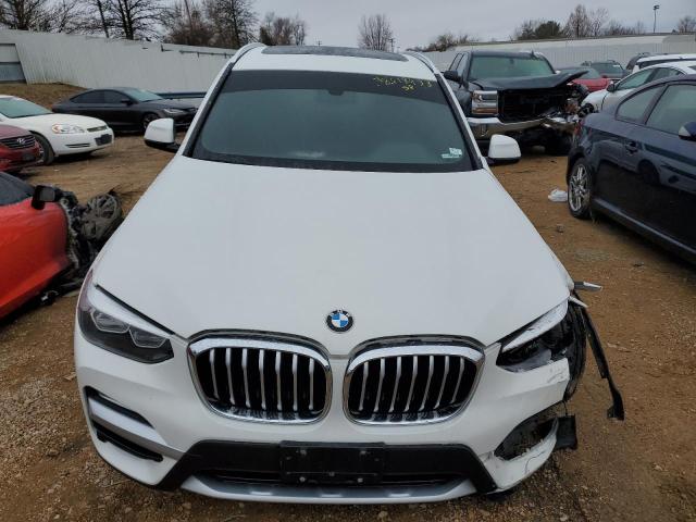 5UXTR9C50JLD73216 - 2018 BMW X3 XDRIVE3 WHITE photo 5