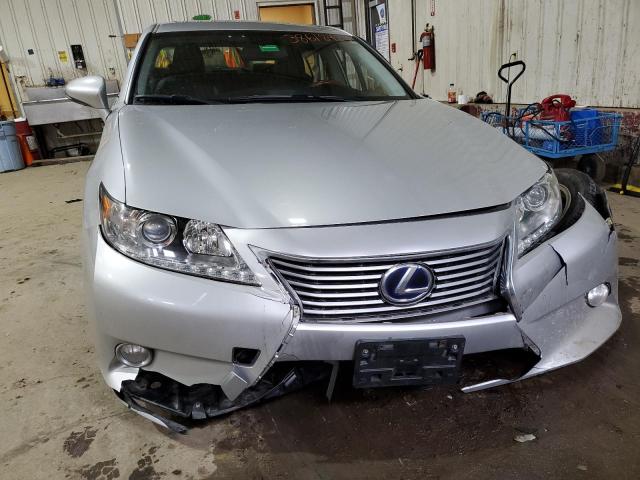 JTHBW1GG5D2001976 - 2013 LEXUS ES 300H SILVER photo 5