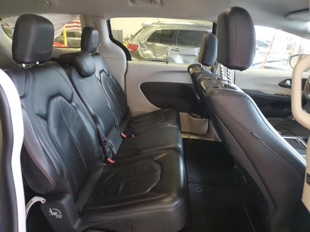 2C4RC1EG6HR543641 - 2017 CHRYSLER PACIFICA TOURING L PLUS SILVER photo 11