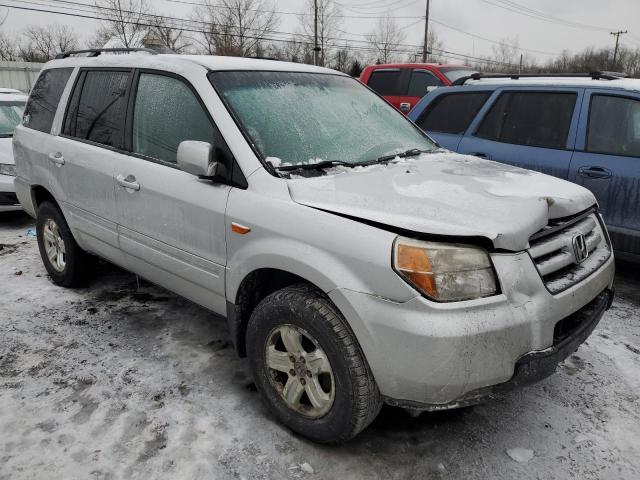 5FNYF18278B046645 - 2008 HONDA PILOT VP SILVER photo 4