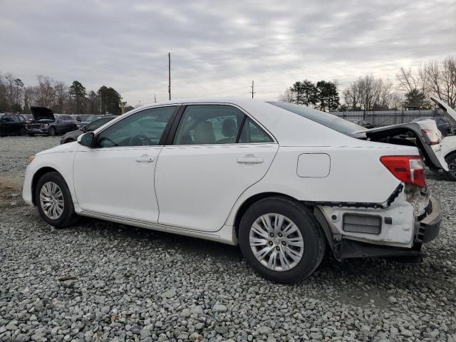 4T4BF1FK4DR323912 - 2013 TOYOTA CAMRY L WHITE photo 2