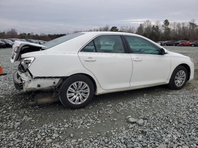 4T4BF1FK4DR323912 - 2013 TOYOTA CAMRY L WHITE photo 3