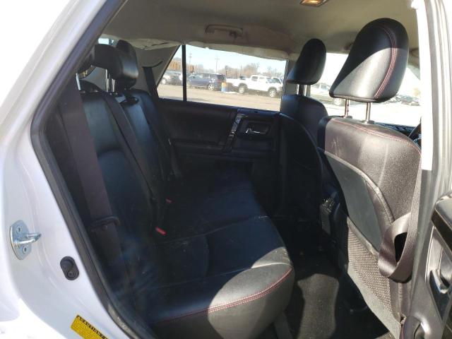 JTEBU5JR5H5477881 - 2017 TOYOTA 4RUNNER SR5/SR5 PREMIUM 白色 照片 11