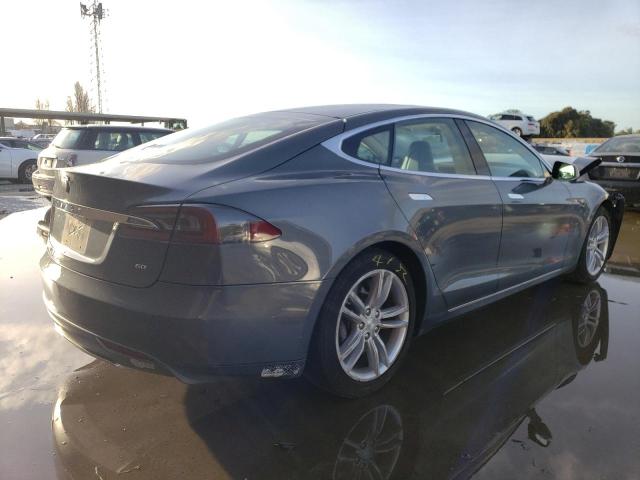 5YJSA1DG2DFP03979 - 2013 TESLA MODEL S Մոխրագույն լուսանկար 3