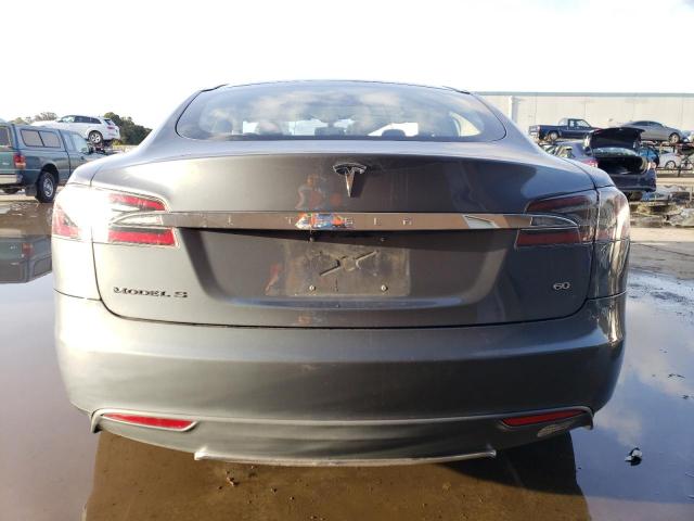 5YJSA1DG2DFP03979 - 2013 TESLA MODEL S Մոխրագույն լուսանկար 6