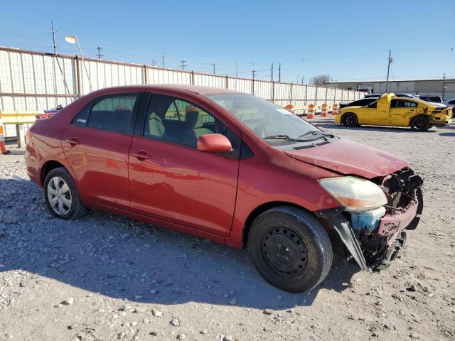 JTDBT923084010009 - 2008 TOYOTA YARIS RED photo 4