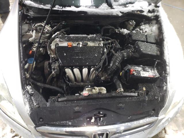 1HGCM56716A176000 - 2006 HONDA ACCORD EX SILVER photo 11