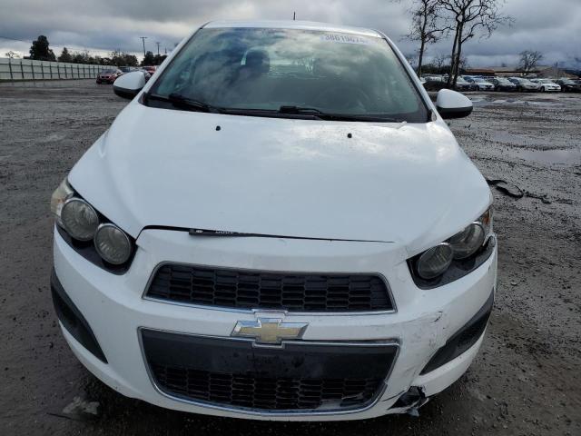 1G1JC6SH0F4100725 - 2015 CHEVROLET SONIC LT WHITE photo 5