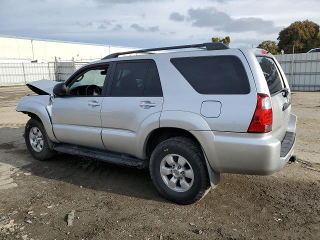 JTEZU14R078085665 - 2007 TOYOTA 4RUNNER SR5 GRAY photo 2