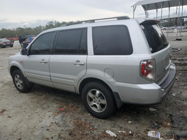 5FNYF28388B021834 - 2008 HONDA PILOT SE SILVER photo 2