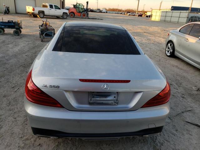 WDDJK7DA9JF052631 - 2018 MERCEDES-BENZ SL 550 SILVER photo 6