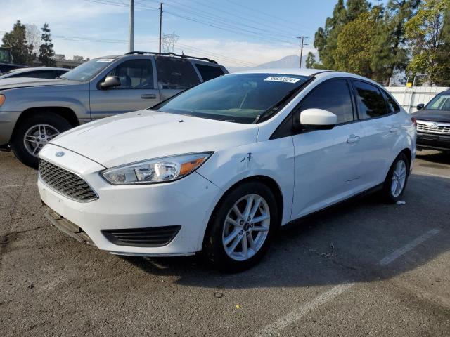 1FADP3F24JL250192 - 2018 FORD FOCUS SE WHITE photo 1