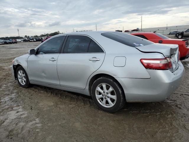 4T1BE46K77U090627 - 2007 TOYOTA CAMRY CE SILVER photo 2