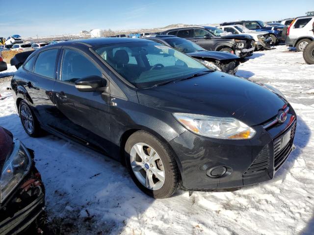 1FADP3F21EL175750 - 2014 FORD FOCUS SE BLACK photo 4