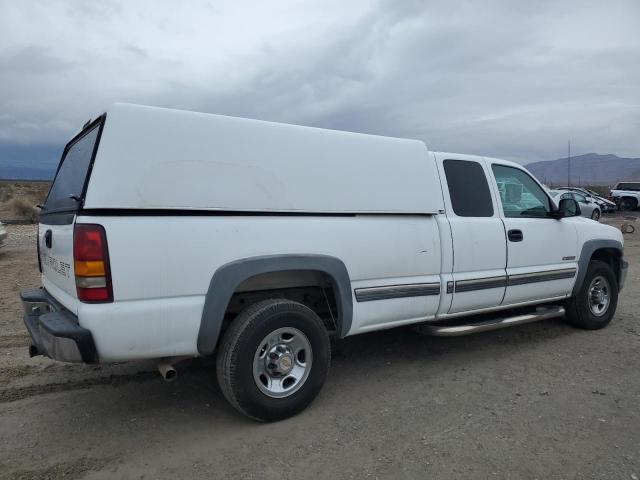 1GCGC29U9YE416456 - 2000 CHEVROLET SILVERADO C2500 WHITE photo 3