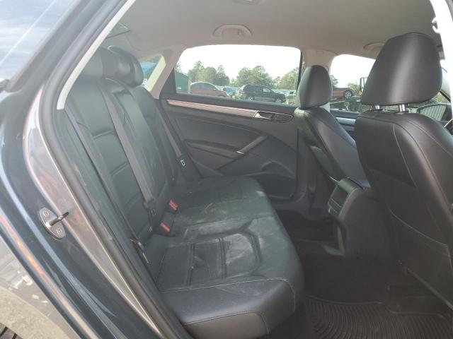 1VWDT7A36HC076467 - 2017 VOLKSWAGEN PASSAT R-LINE Grau Foto 10