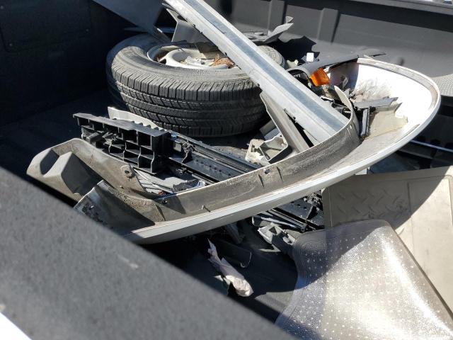 1GTDS136658106396 - 2005 GMC CANYON WHITE photo 12