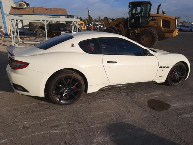 ZAM45VLA2E0083275 - 2014 MASERATI GRANTURISM S WHITE photo 3