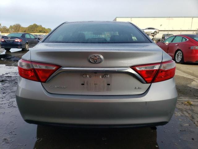4T4BF1FK1GR573564 - 2016 TOYOTA CAMRY LE SILVER photo 6