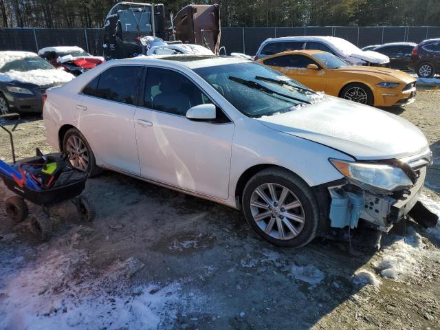 4T4BF1FK6DR310143 - 2013 TOYOTA CAMRY L WHITE photo 4