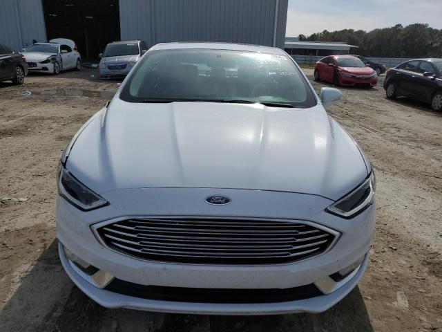 3FA6P0RU5JR116894 - 2018 FORD FUSION TITANIUM/PLATINUM HEV WHITE photo 5