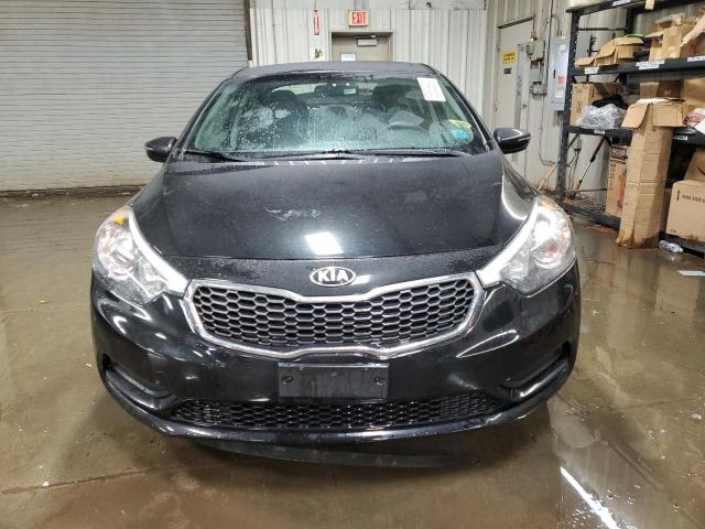 KNAFX4A69G5584943 - 2016 KIA FORTE LX BLACK photo 5