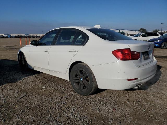 WBA3C1C56DF434747 - 2013 BMW 328 I SULEV WHITE photo 2