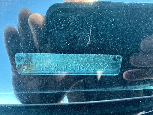 1L1FM81W31Y625332 - 2001 LINCOLN TOWN CAR EXECUTIVE WHITE photo 10