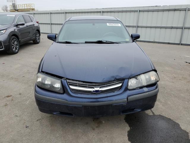 2G1WF55E329372976 - 2002 CHEVROLET IMPALA BLUE photo 5