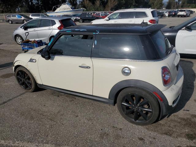 WMWSV3C58DT389457 - 2013 MINI COOPER S BEIGE photo 2