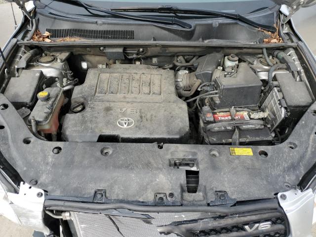 JTMBK33V875016519 - 2007 TOYOTA RAV4 SILVER photo 11