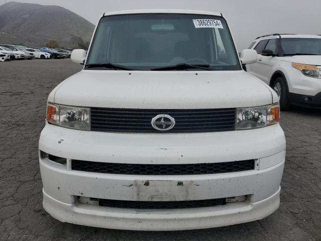 JTLKT324150208871 - 2005 TOYOTA SCION XB WHITE photo 5