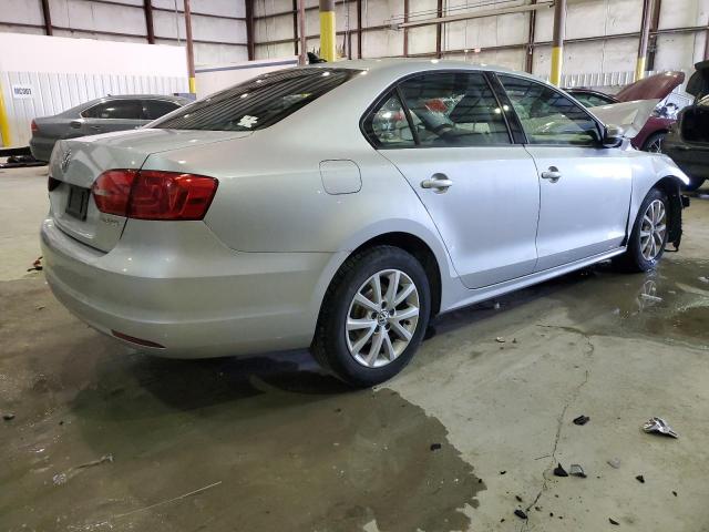 3VWDX7AJ5BM333675 - 2011 VOLKSWAGEN JETTA SE SILVER photo 3