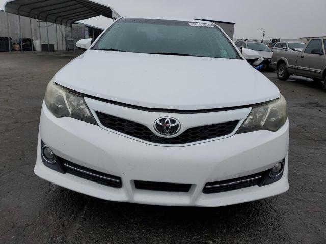 4T1BF1FK1DU265185 - 2013 TOYOTA CAMRY L WHITE photo 5