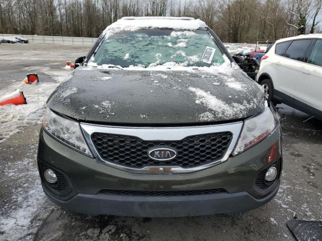 5XYKTDA61CG229487 - 2012 KIA SORENTO BASE GREEN photo 5