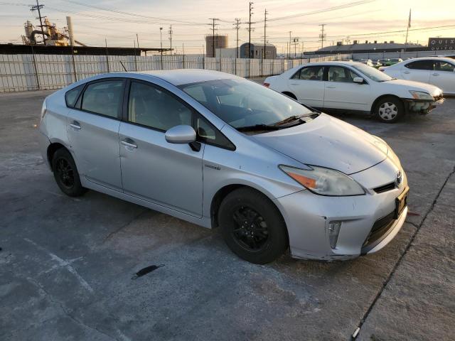 JTDKN3DU0D1704627 - 2013 TOYOTA PRIUS SILVER photo 4